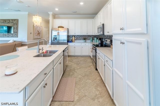 9596 Trevi CT 5446, Naples, FL 34113