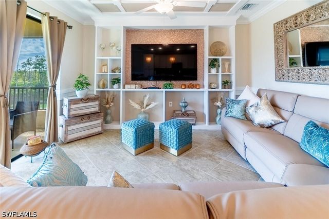 9596 Trevi CT 5446, Naples, FL 34113