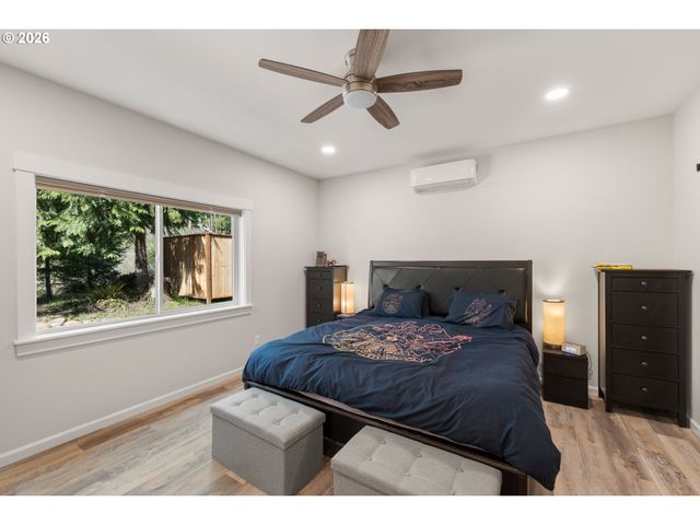 1527 N Louisiana Ave, Vernonia, OR 97064