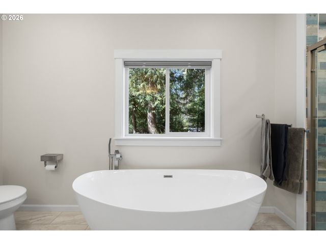1527 N Louisiana Ave, Vernonia, OR 97064