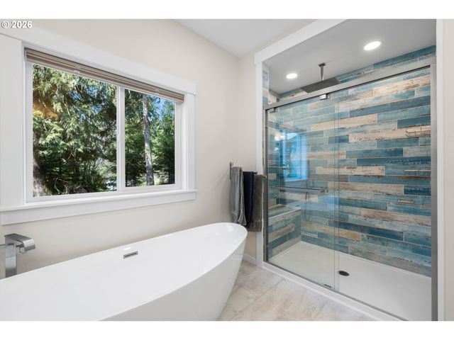 1527 N Louisiana Ave, Vernonia, OR 97064
