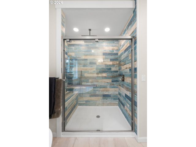 1527 N Louisiana Ave, Vernonia, OR 97064