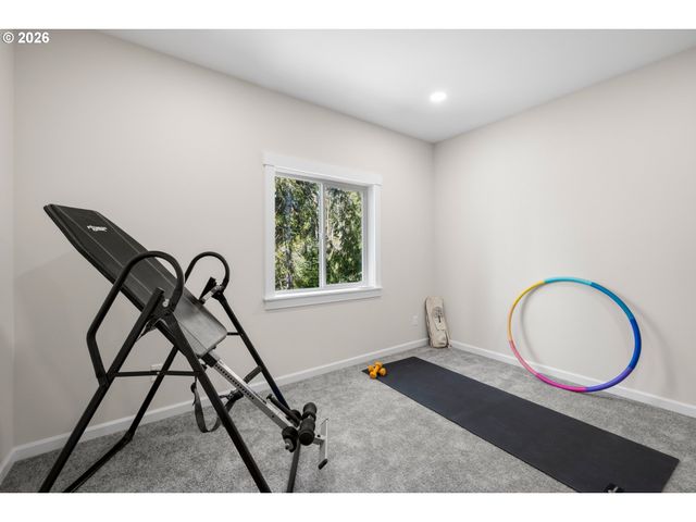 1527 N Louisiana Ave, Vernonia, OR 97064