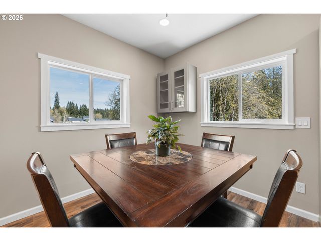 1527 N Louisiana Ave, Vernonia, OR 97064