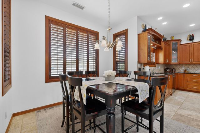 287 Bazan Loop NW, Corrales, NM 87048