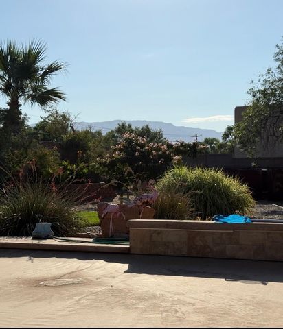 287 Bazan Loop NW, Corrales, NM 87048