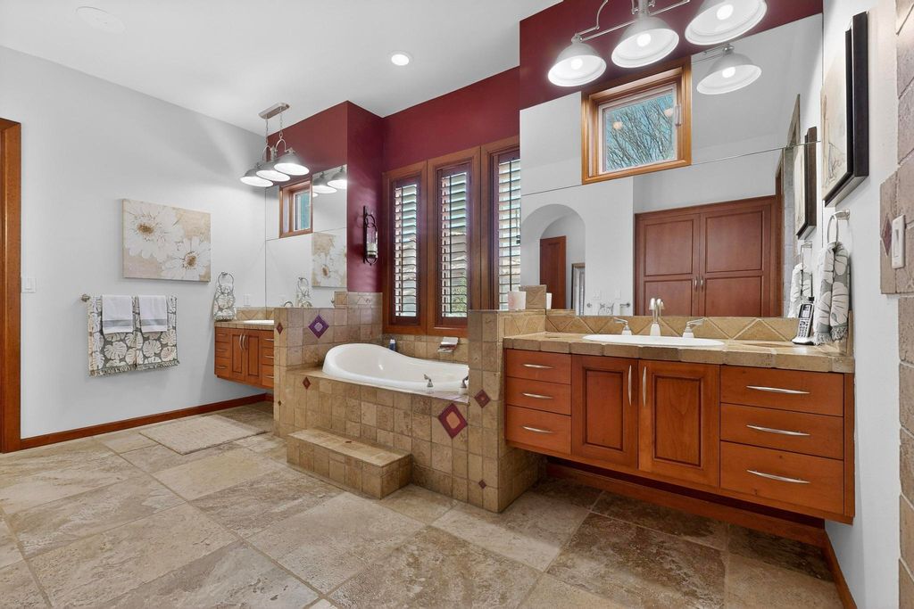 Image 32 of property listing at 287 Bazan Loop NW, Corrales, NM 87048