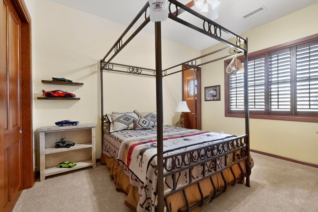 Image 40 of property listing at 287 Bazan Loop NW, Corrales, NM 87048