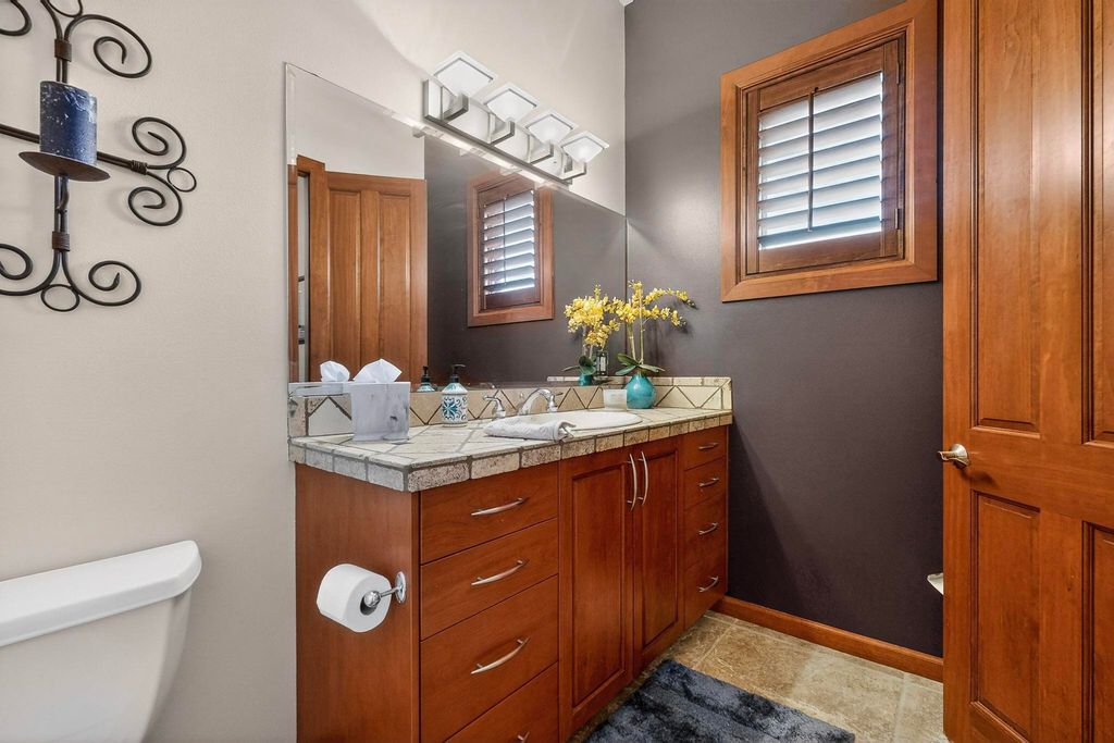 Image 42 of property listing at 287 Bazan Loop NW, Corrales, NM 87048