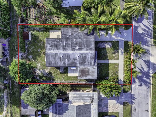 1421 14th Avenue N, Lake Worth Beach, FL 33460