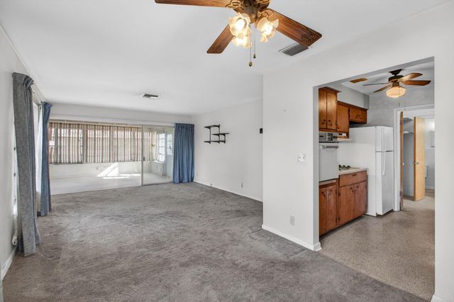 1421 14th Avenue N, Lake Worth Beach, FL 33460