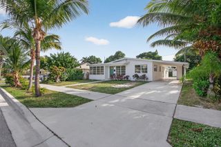 1421 14th Avenue N, Lake Worth Beach, FL 33460