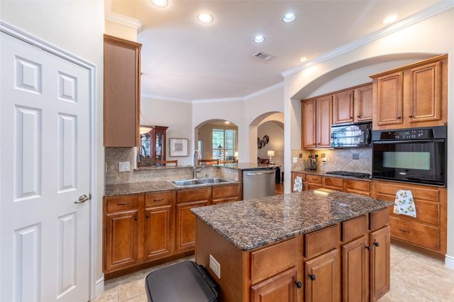 15234 Scenic Forest Drive, Conroe, TX 77384