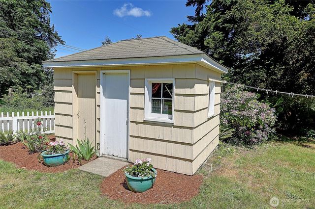 562 Moe Road, Camano Island, WA 98282