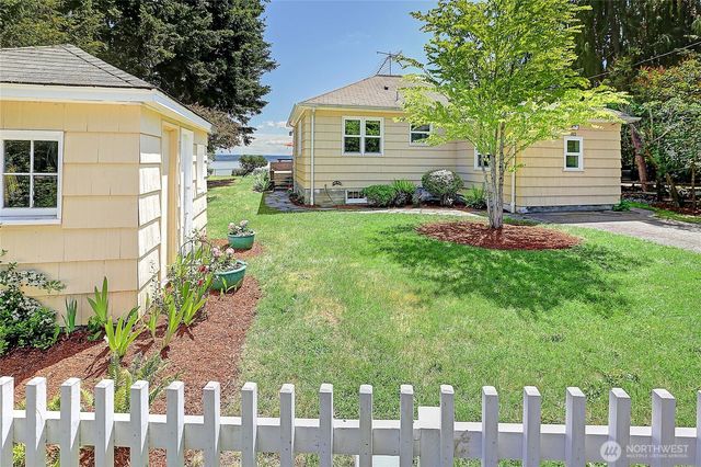 562 Moe Road, Camano Island, WA 98282