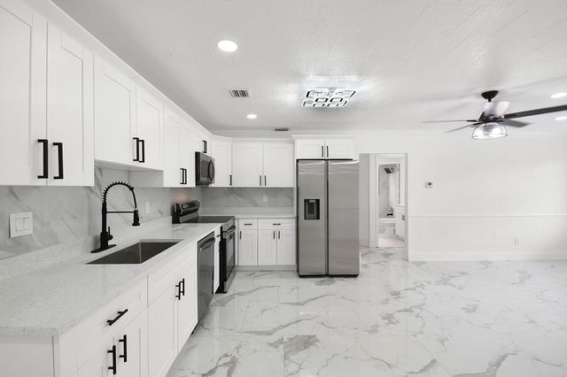 1853 SE Dranson Circle, Port St. Lucie, Port St Lucie, FL 34952