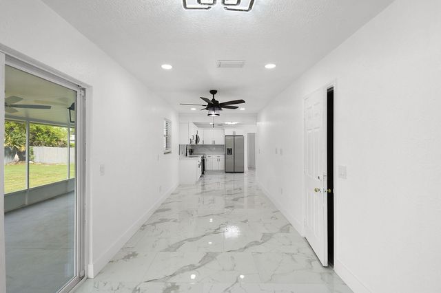 1853 SE Dranson Circle, Port St. Lucie, Port St Lucie, FL 34952