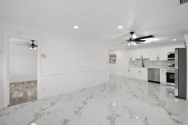 1853 SE Dranson Circle, Port St. Lucie, Port St Lucie, FL 34952