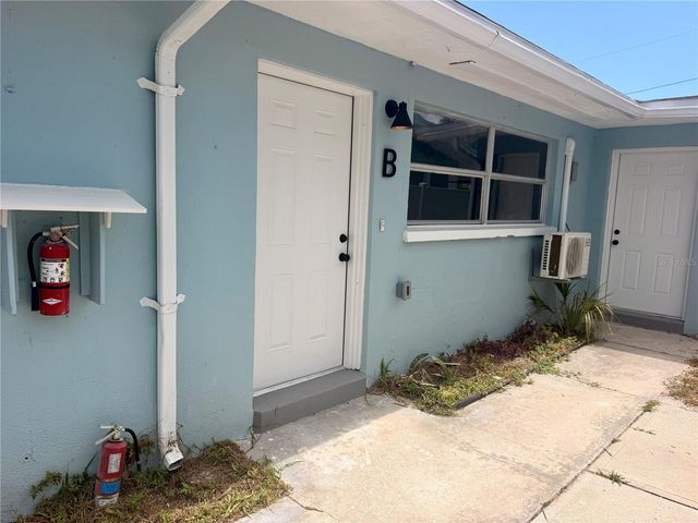 13388 1ST STREET E B, Madeira Beach, FL 33708