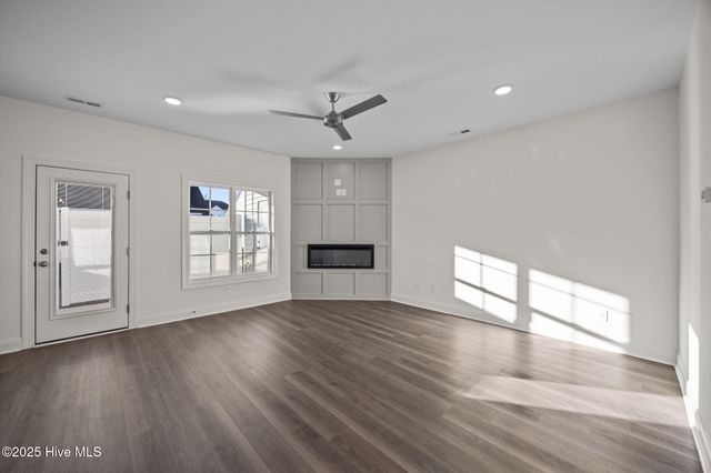 1904 Newbury Way A, Greenville, NC 27834