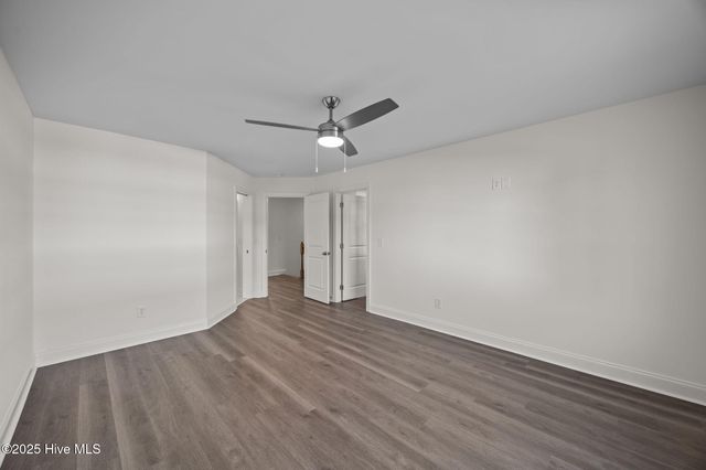 1904 Newbury Way A, Greenville, NC 27834