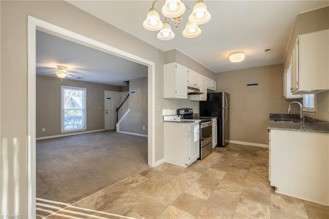 5305 North Oaks Drive, Greensboro, NC 27455