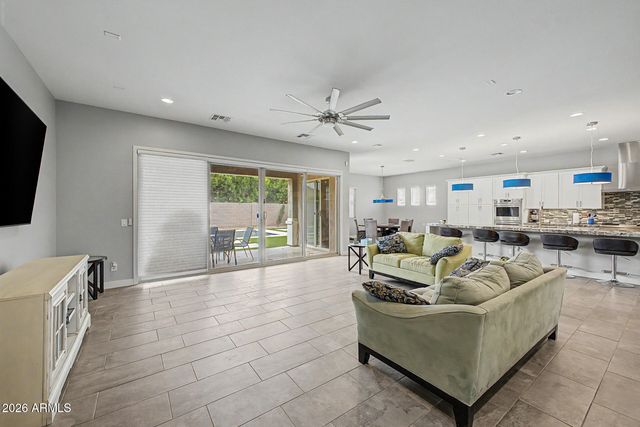 20226 E RAVEN Drive, Queen Creek, AZ 85142