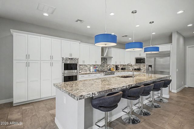 20226 E RAVEN Drive, Queen Creek, AZ 85142