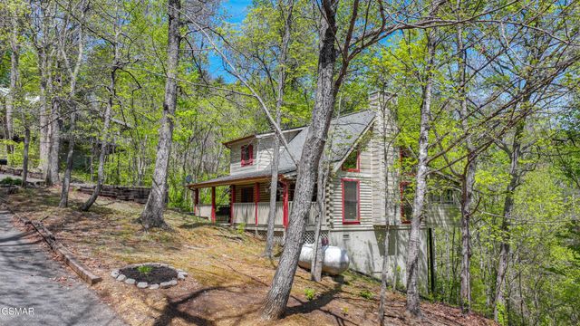 2322 Bonnie Lane, Sevierville, TN 37876