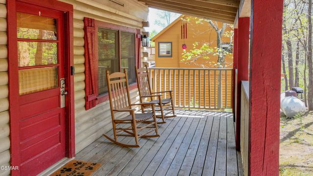 2322 Bonnie Lane, Sevierville, TN 37876
