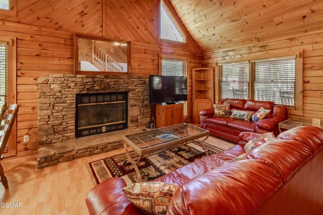 2322 Bonnie Lane, Sevierville, TN 37876