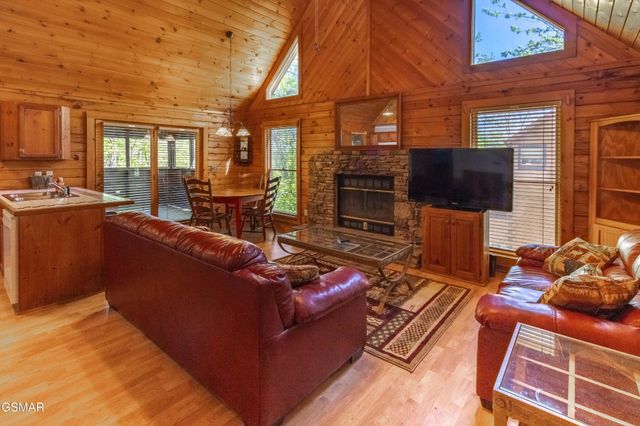 2322 Bonnie Lane, Sevierville, TN 37876