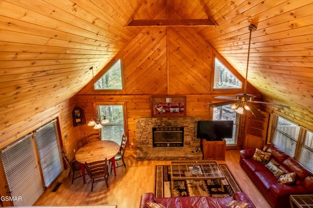 2322 Bonnie Lane, Sevierville, TN 37876