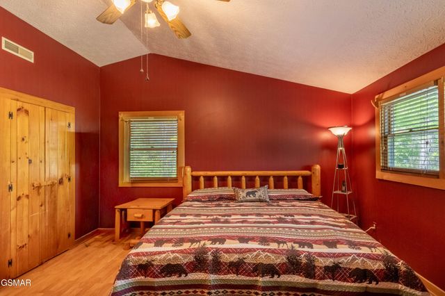 2322 Bonnie Lane, Sevierville, TN 37876