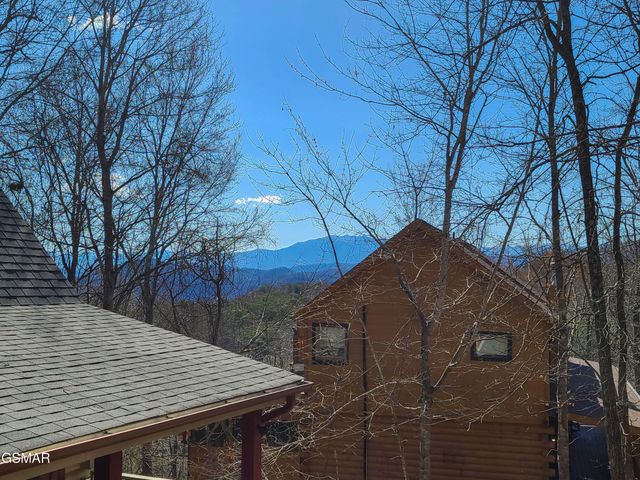 2322 Bonnie Lane, Sevierville, TN 37876