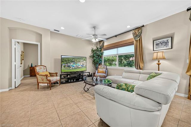 2545 Verdmont CT, Cape Coral, FL 33991
