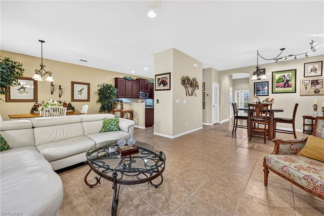 2545 Verdmont CT, Cape Coral, FL 33991