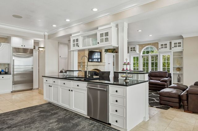 8805 Royal Harbor Court, Fort Worth, TX 76179