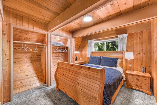 1418 E Blackburn Road, Mount Vernon, WA 98274