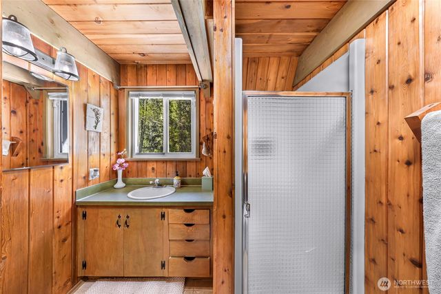 1418 E Blackburn Road, Mount Vernon, WA 98274