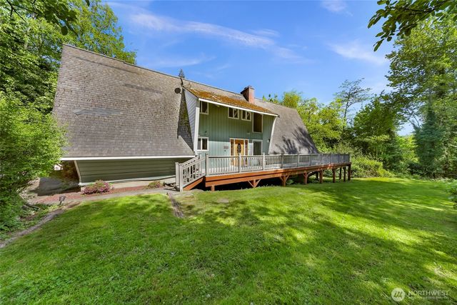 1418 E Blackburn Road, Mount Vernon, WA 98274
