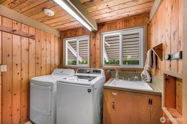 1418 E Blackburn Road, Mount Vernon, WA 98274