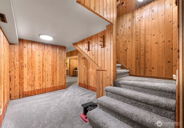 1418 E Blackburn Road, Mount Vernon, WA 98274