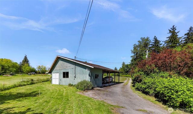 1418 E Blackburn Road, Mount Vernon, WA 98274