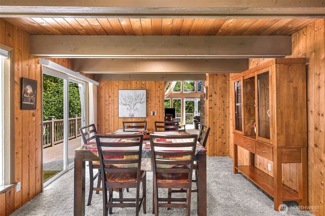 1418 E Blackburn Road, Mount Vernon, WA 98274