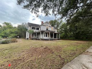 815 E UNIVERSITY AVENUE, Gainesville, FL 32601