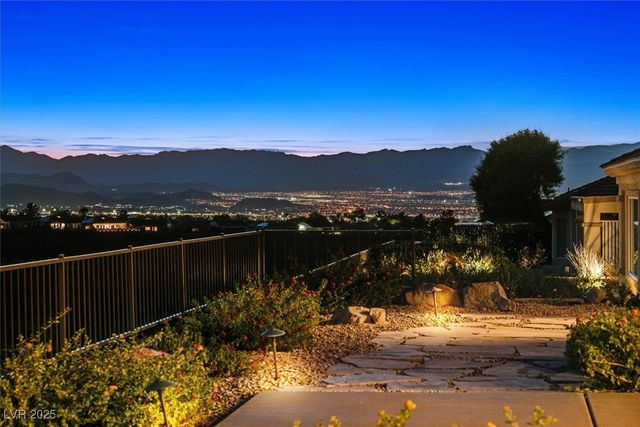 1749 Warrington Drive, Henderson, NV 89052