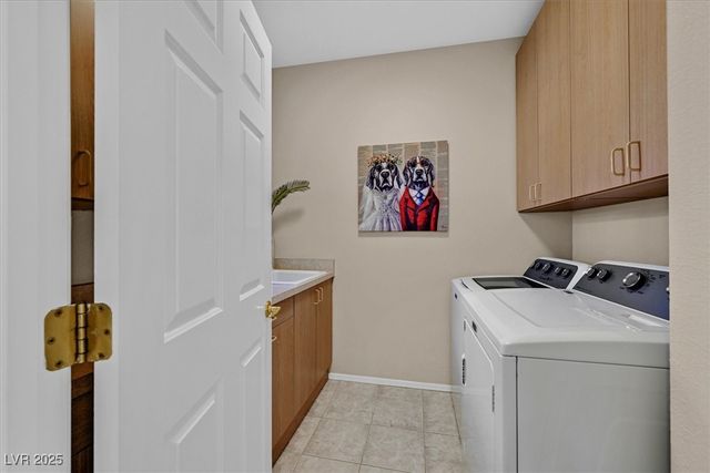 1749 Warrington Drive, Henderson, NV 89052