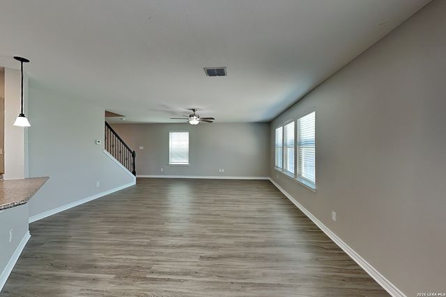 1519 Overlook Bank, San Antonio, TX 78245