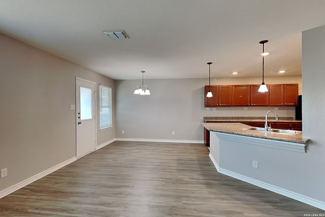1519 Overlook Bank, San Antonio, TX 78245